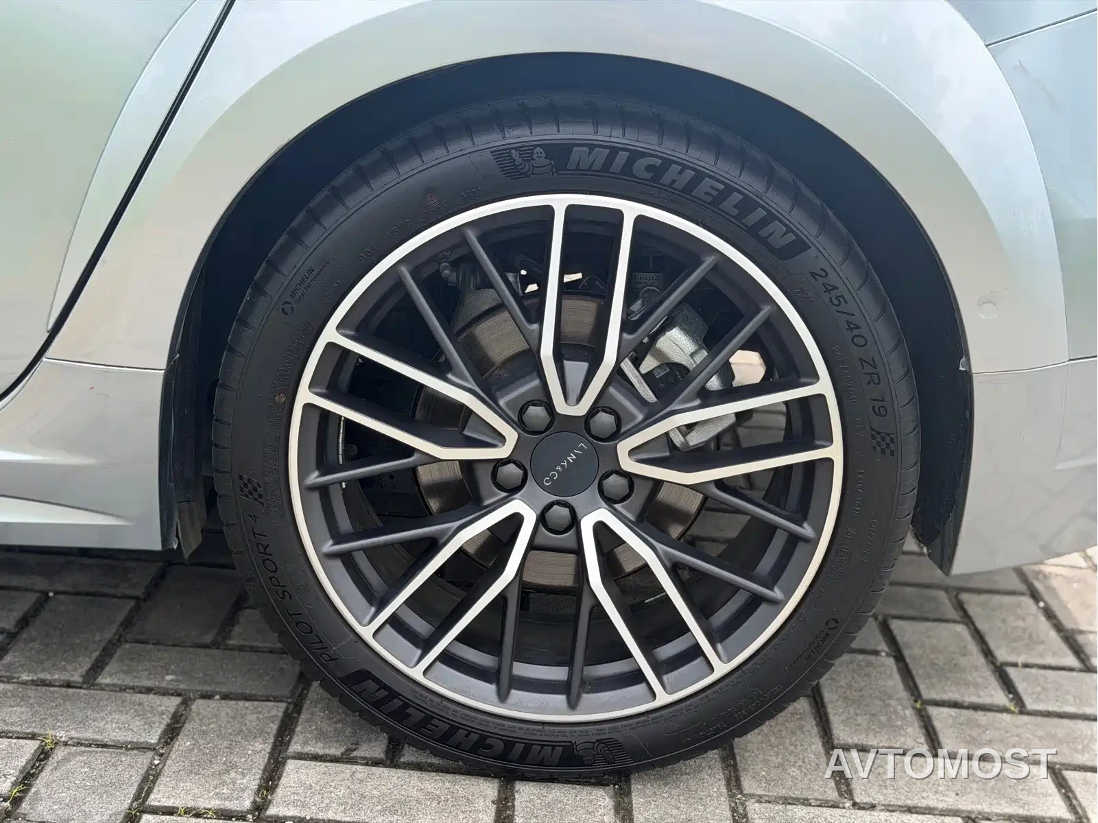 Lynk & Co 02 Hatchback 2021 2.0TD Halo Driving Control Package Edition — фото 7