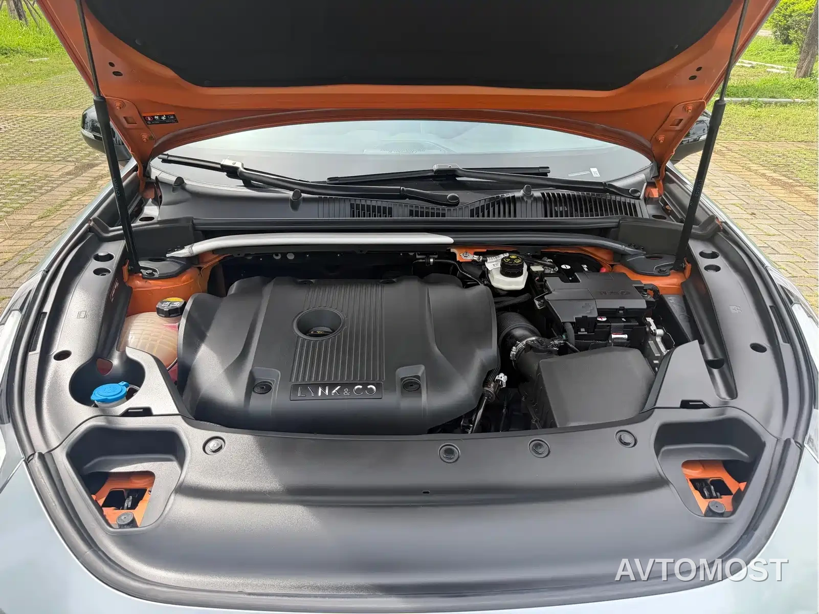 Lynk & Co 02 Hatchback 2021 2.0TD Halo Driving Control Package Edition — фото 22
