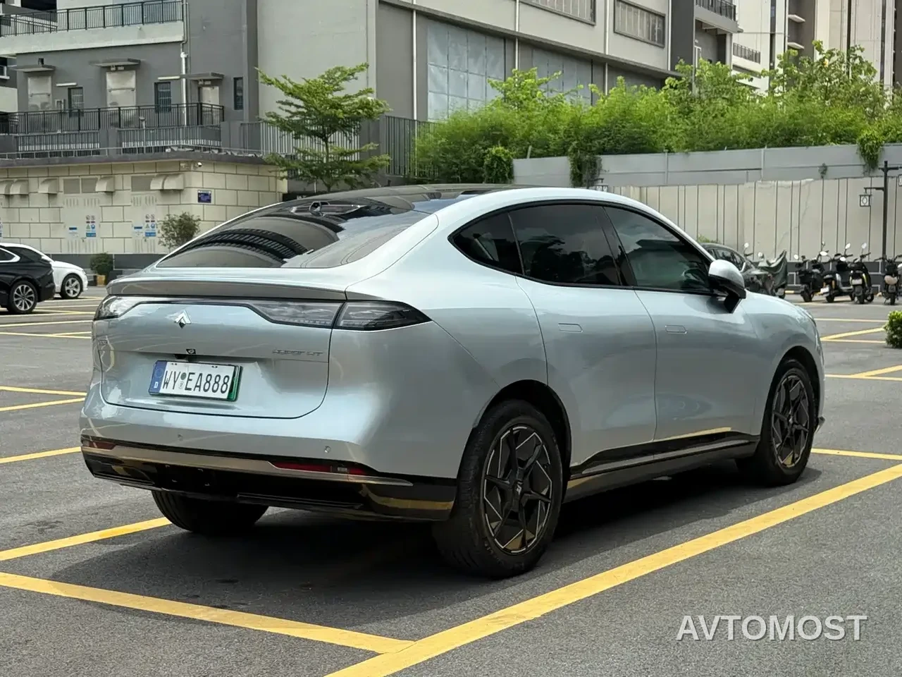 GAC Haobo Hyper HT 2023 670 RWD Ultra High Voltage Edition — фото 12