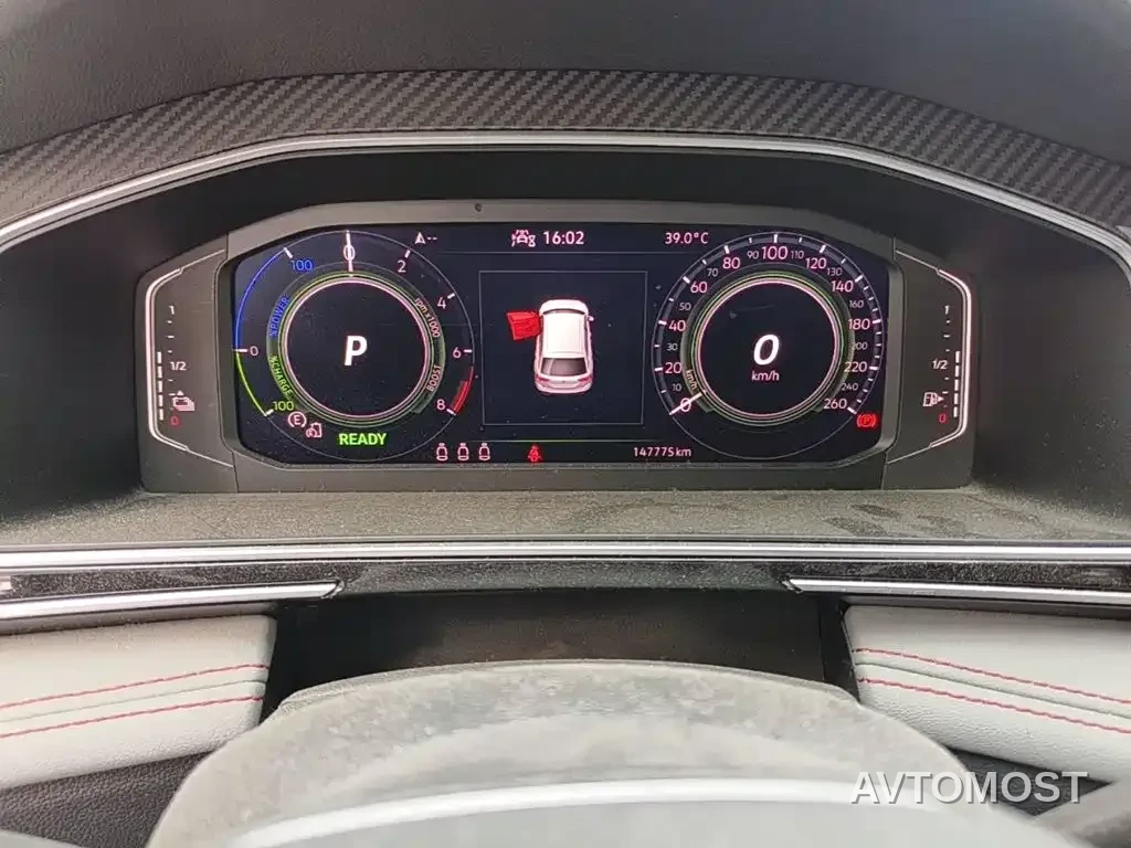 Volkswagen Tiguan L PHEV 2022 430PHEV Plug-in Hybrid Flagship Edition — фото 3