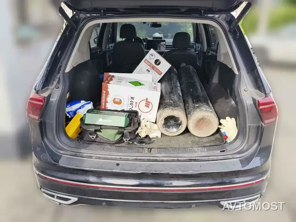Volkswagen Tiguan L PHEV 2022 430PHEV Plug-in Hybrid Flagship Edition — фото 4