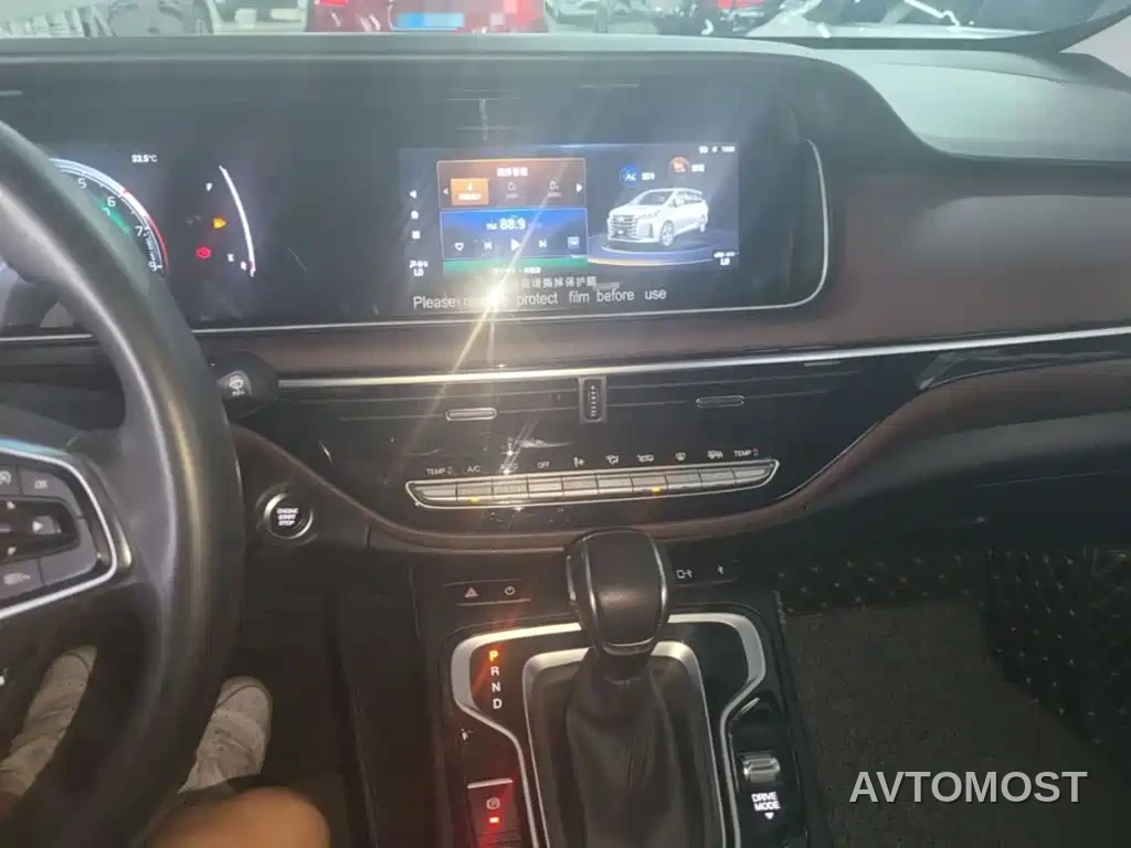 GAC Trumpchi M6 2021 270T DCT Premium Edition (7-seater) — фото 11