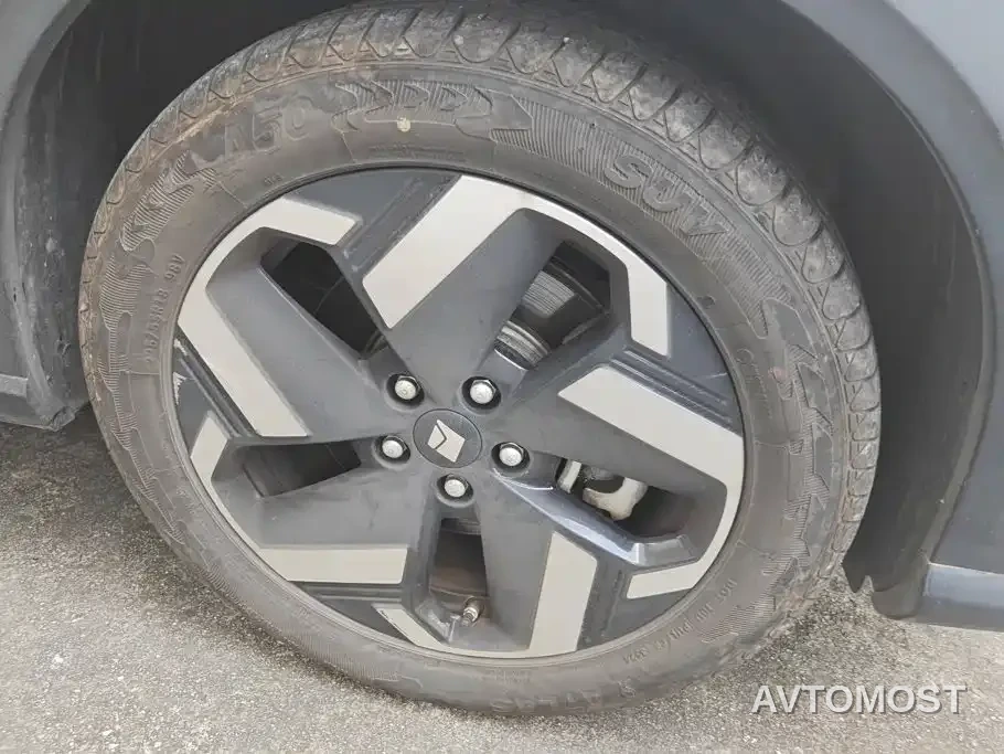 Baojun Yunhai 2024 140km Plug-in Hybrid — фото 3