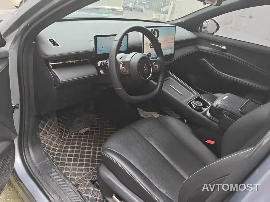 Baojun Yunhai 2024 140km Plug-in Hybrid — фото 4