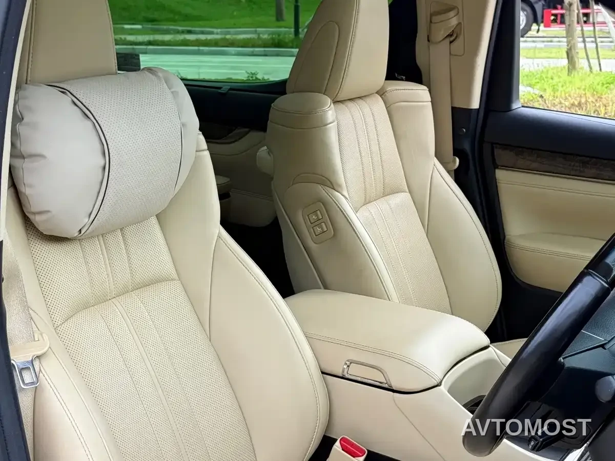 Toyota Alphard 2021 Hybrid 2.5L Premium — фото 10