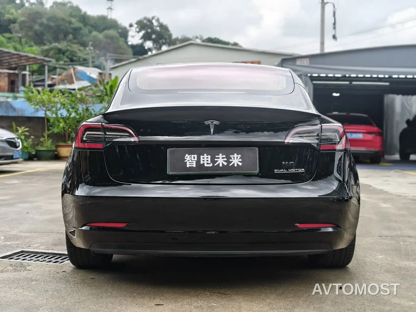 Tesla Model 3 (Import) 2019 Performance High-Efficiency All-Wheel Drive Version — фото 2