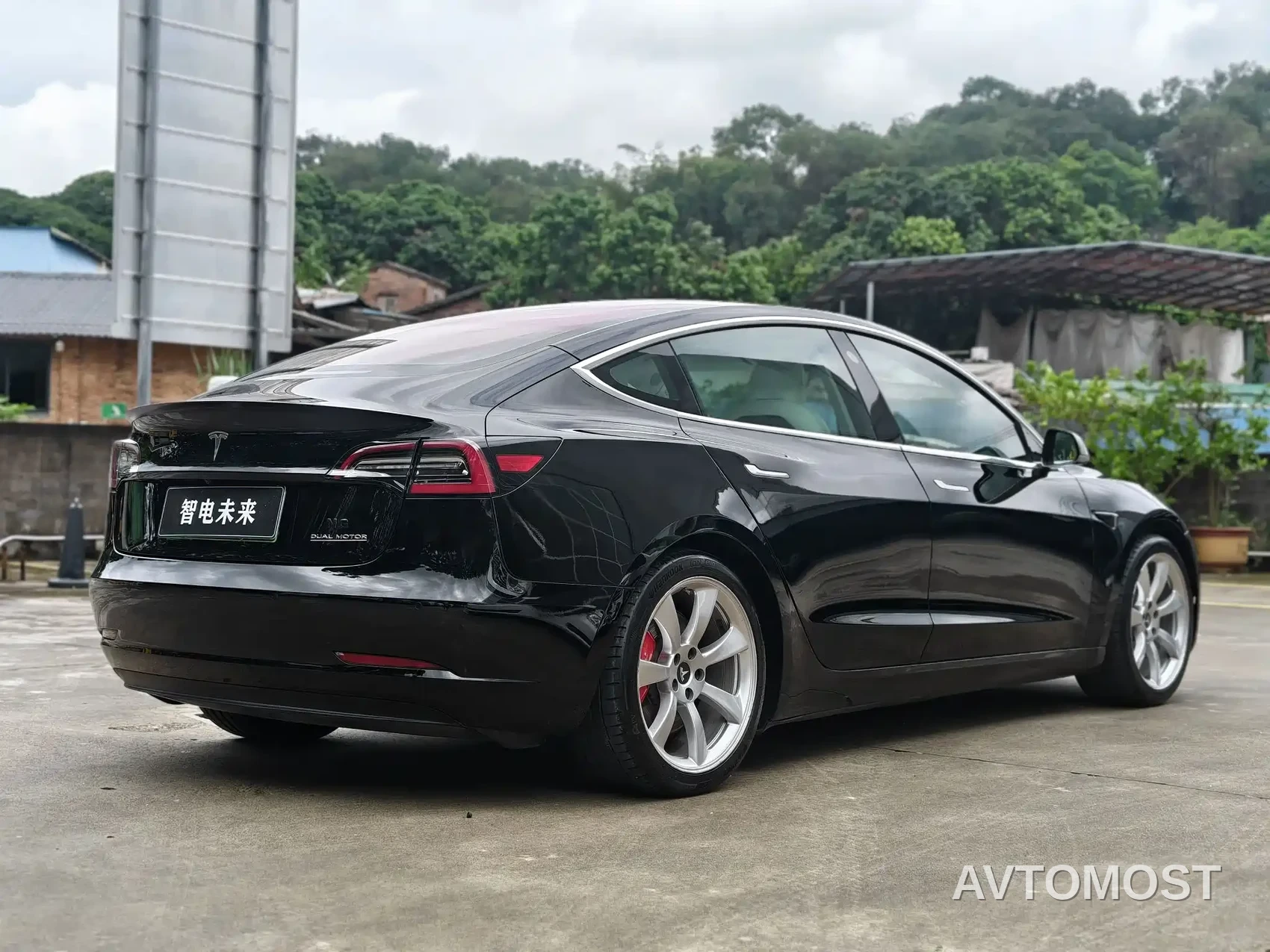 Tesla Model 3 (Import) 2019 Performance High-Efficiency All-Wheel Drive Version — фото 11