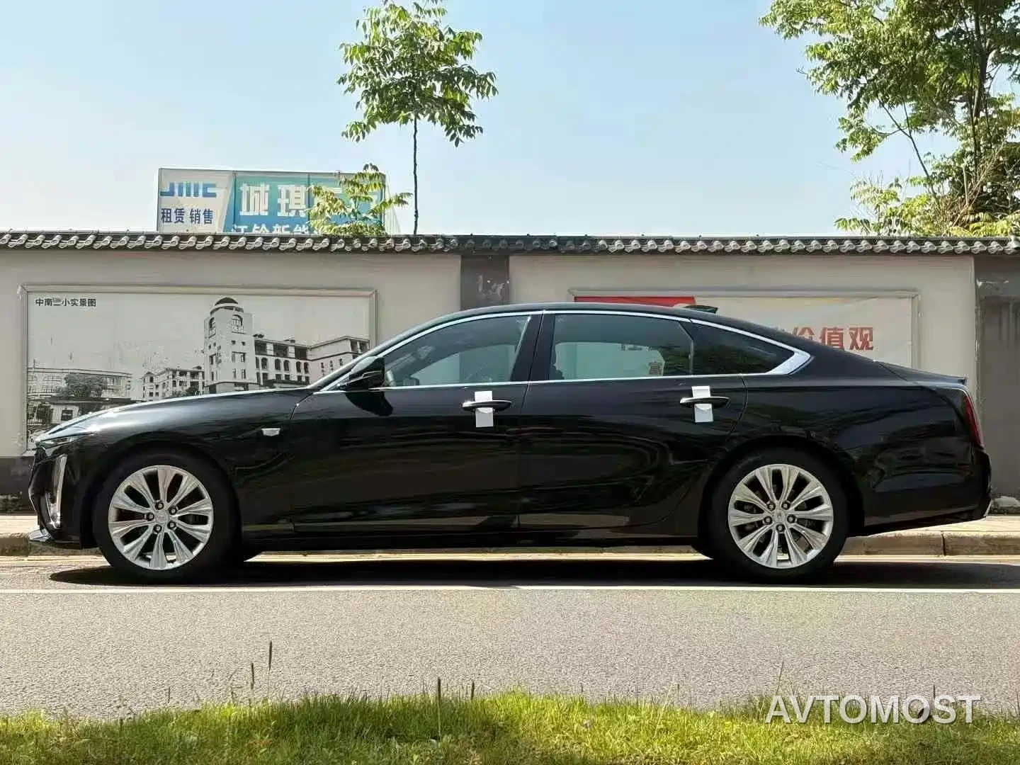 Cadillac CT6 2023 28T Platinum Model — фото 3