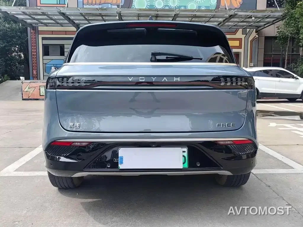 VOYAH FREE 2021 AWD Standard Range Extender Exclusive Luxury Package — фото 19