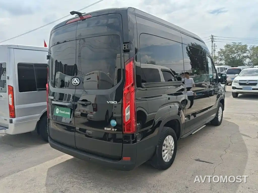 SAIC Maxus Xintu V90 2022 2.0T Automatic Zhida RWD Long Wheelbase High Roof Single Rear Tire 9-Seater — фото 7