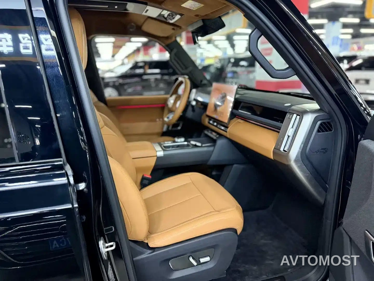 iCAR V27 2026 200KM AWD Falcon 500 — фото 7