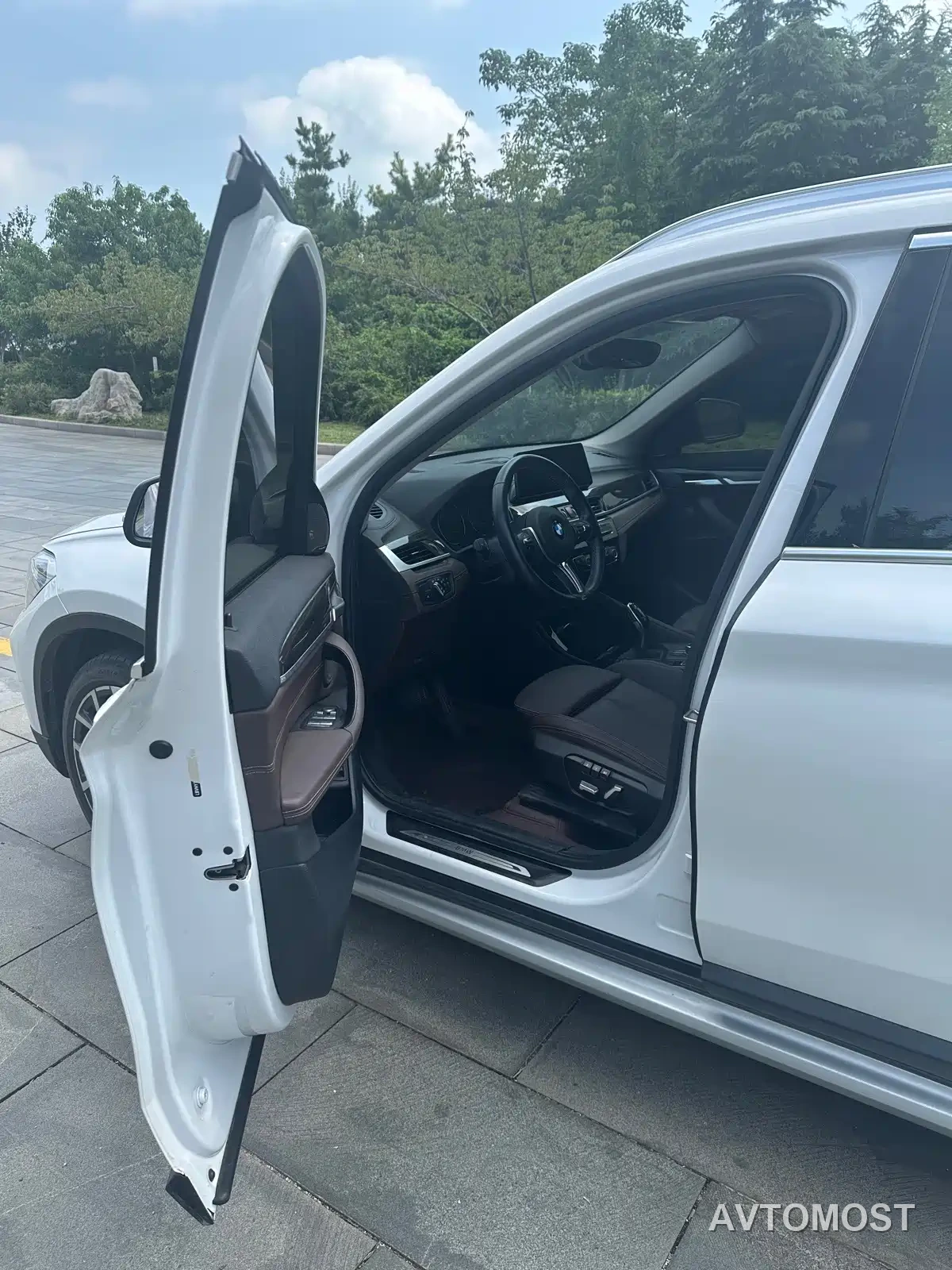 BMW X1 2022 Facelift xDrive25Li Premium Edition — фото 7