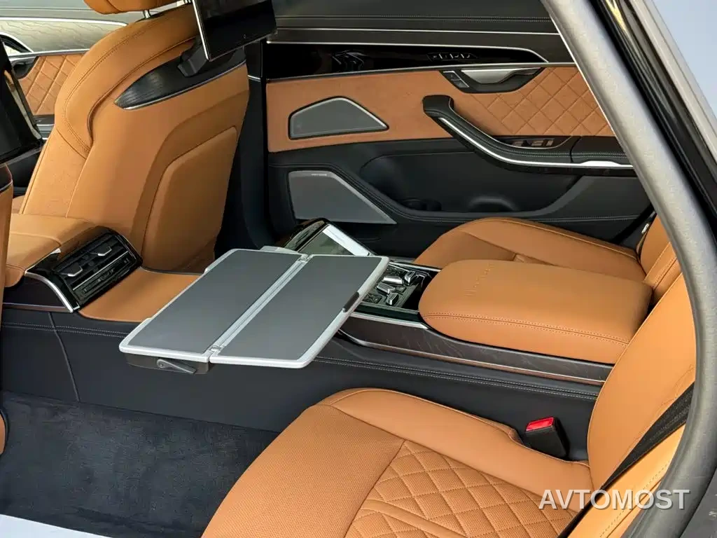 Audi A8 2025 A8L Horch Founder Edition 55TFSI — фото 19