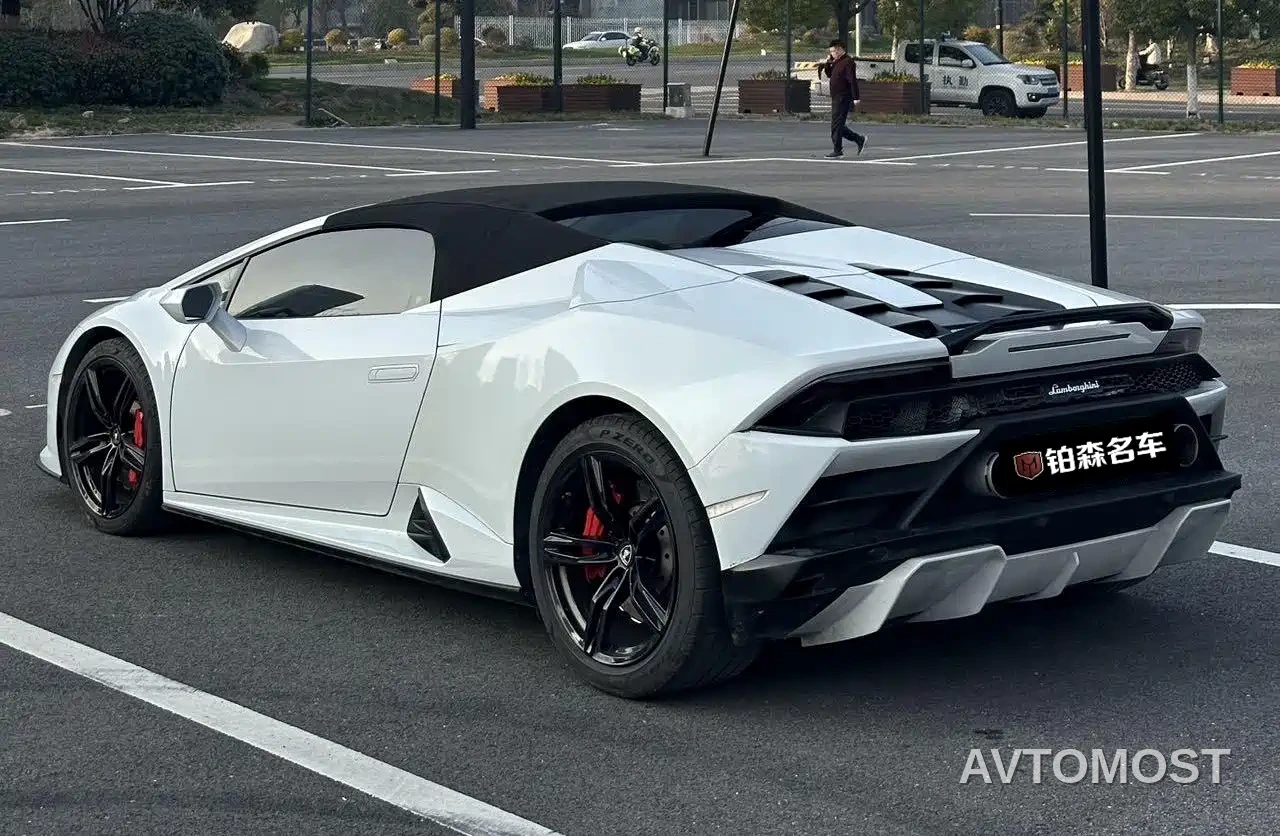 Lamborghini Huracán 2020 Huracán EVO RWD Spyder — фото 3