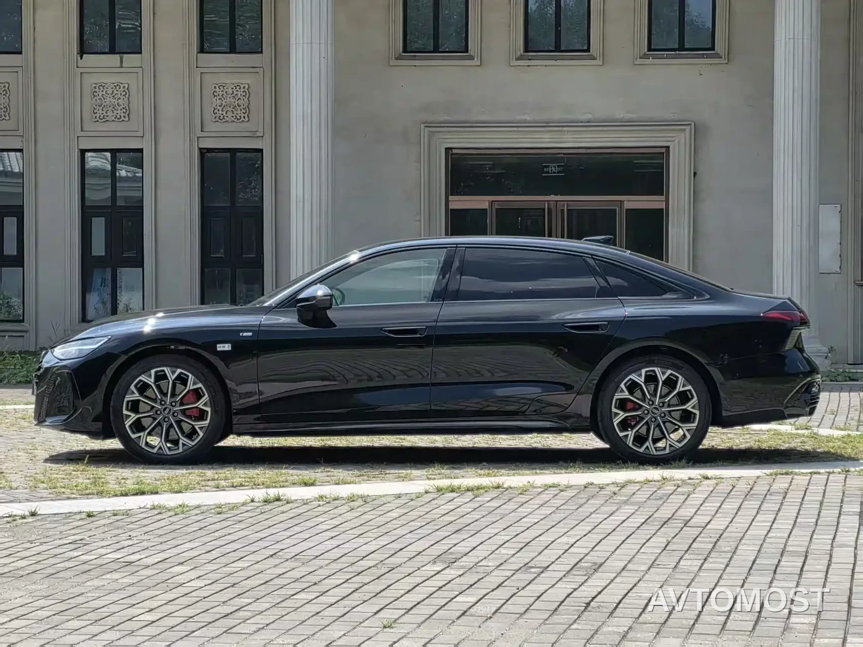 Audi A6L 2026 Model 2.0T High Power Sport Edition — фото 3