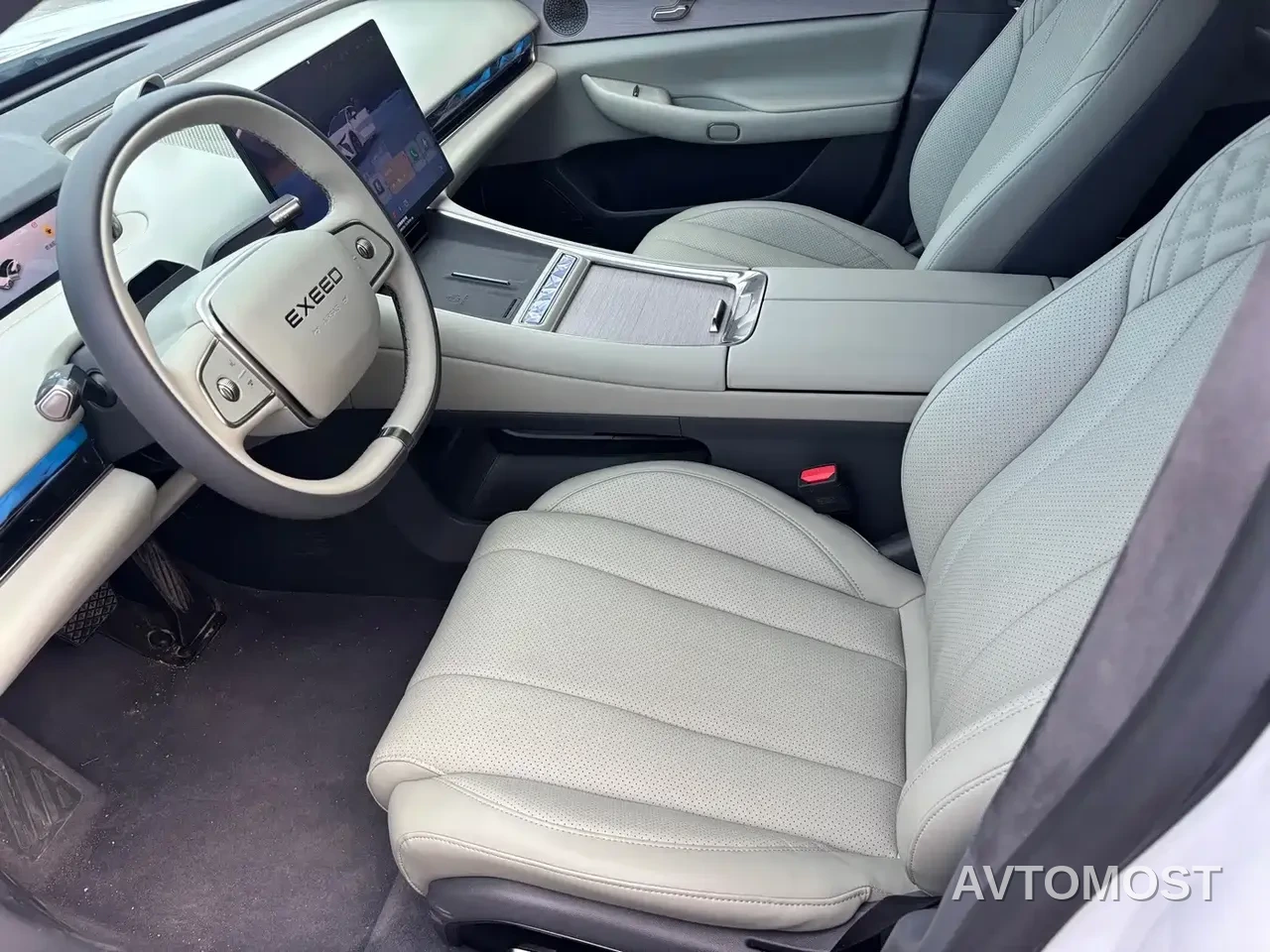 Exeed Exlantix ES 2025 Model Extended Range Plus Comfort Smart — фото 4