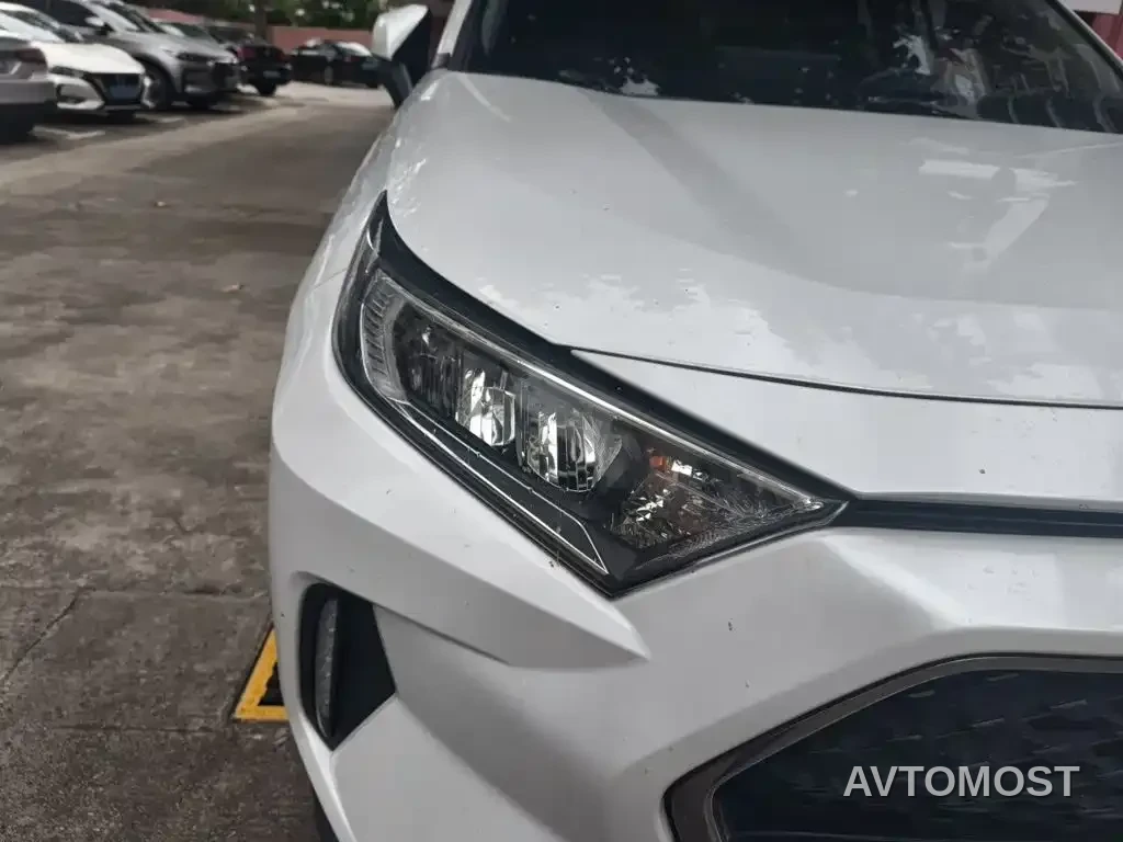 Toyota RAV4 Rongfang Dual Engine E+ 2021 2.5L 2WD Elite Pro — фото 7