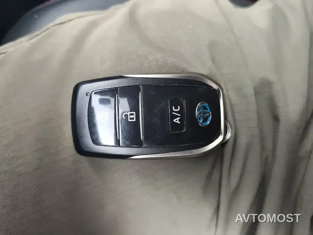 Toyota RAV4 Rongfang Dual Engine E+ 2021 2.5L 2WD Elite Pro — фото 9