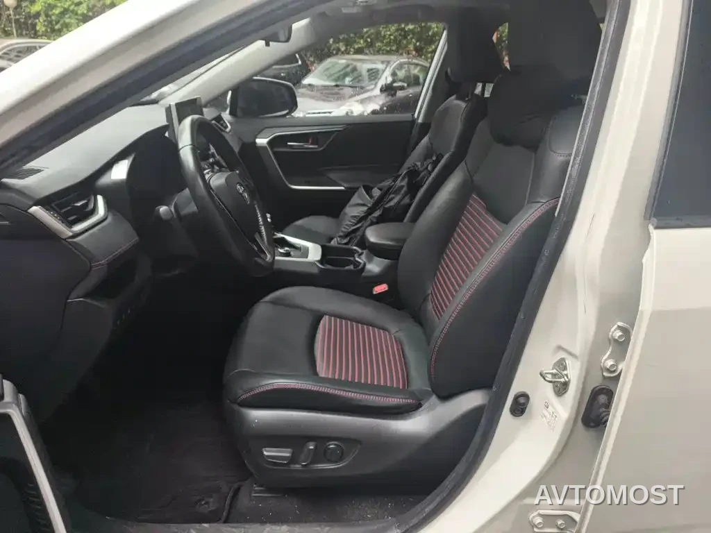 Toyota RAV4 Rongfang Dual Engine E+ 2021 2.5L 2WD Elite Pro — фото 15