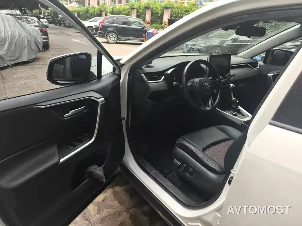 Toyota RAV4 Rongfang Dual Engine E+ 2021 2.5L 2WD Elite Pro — фото 16