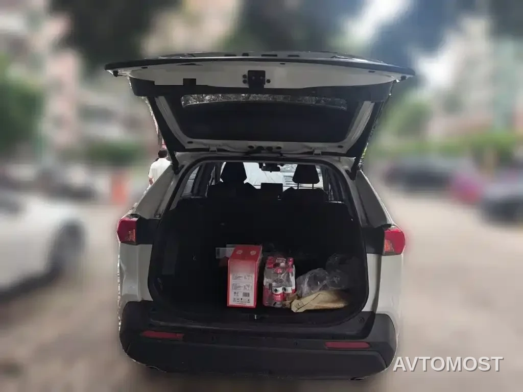 Toyota RAV4 Rongfang Dual Engine E+ 2021 2.5L 2WD Elite Pro — фото 19