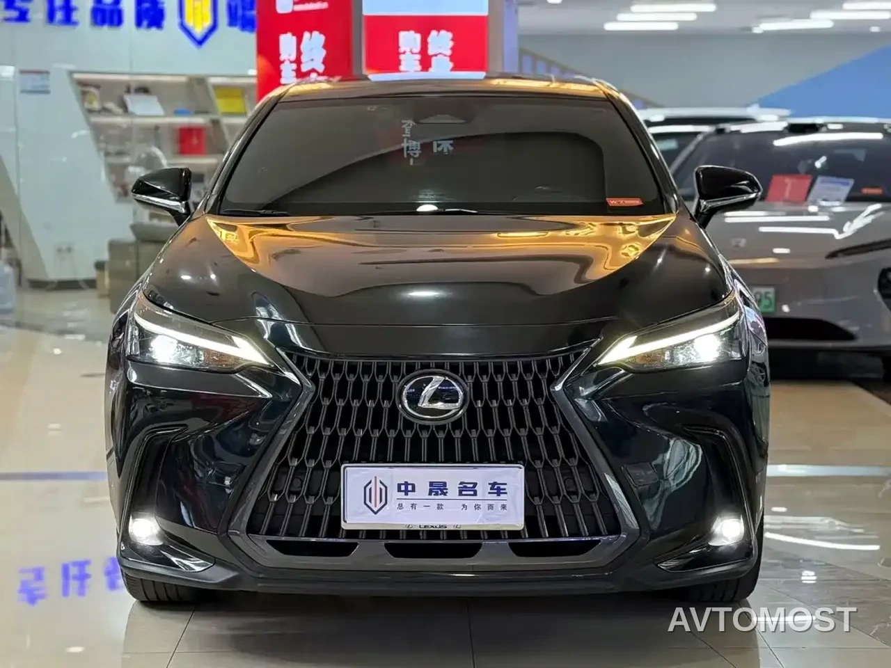 Lexus NX 2022 350h FWD Joy Creation Edition — фото 3