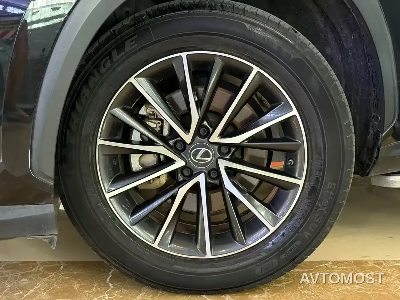 Lexus NX 2022 350h FWD Joy Creation Edition — фото 6