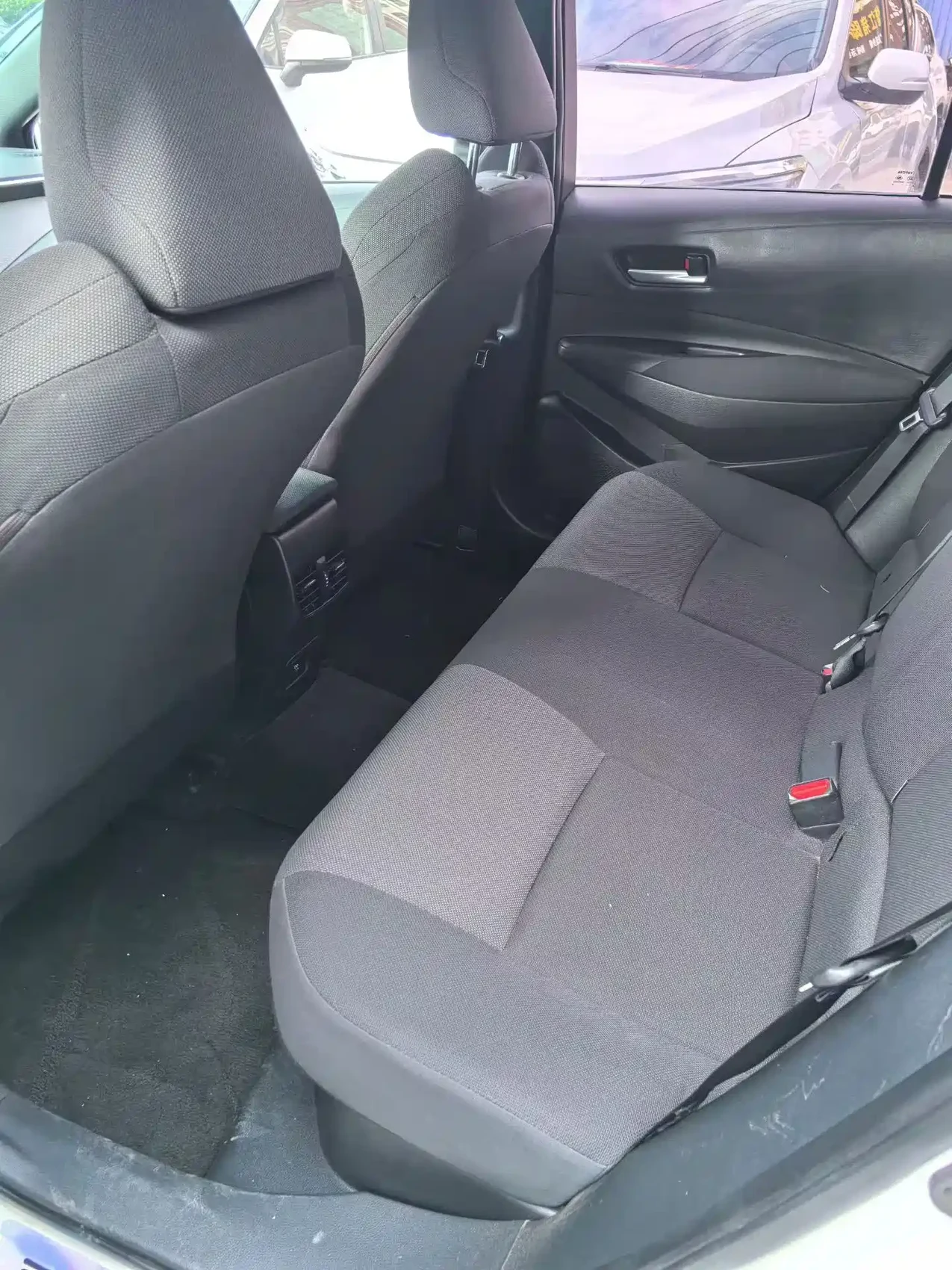Toyota Levin 2021 Dual Engine 1.8H E-CVT Luxury Edition — фото 7