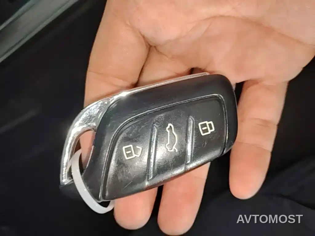Roewe RX5 New Energy 2020 ePLUS Guochao Ronglin Flagship Edition — фото 2