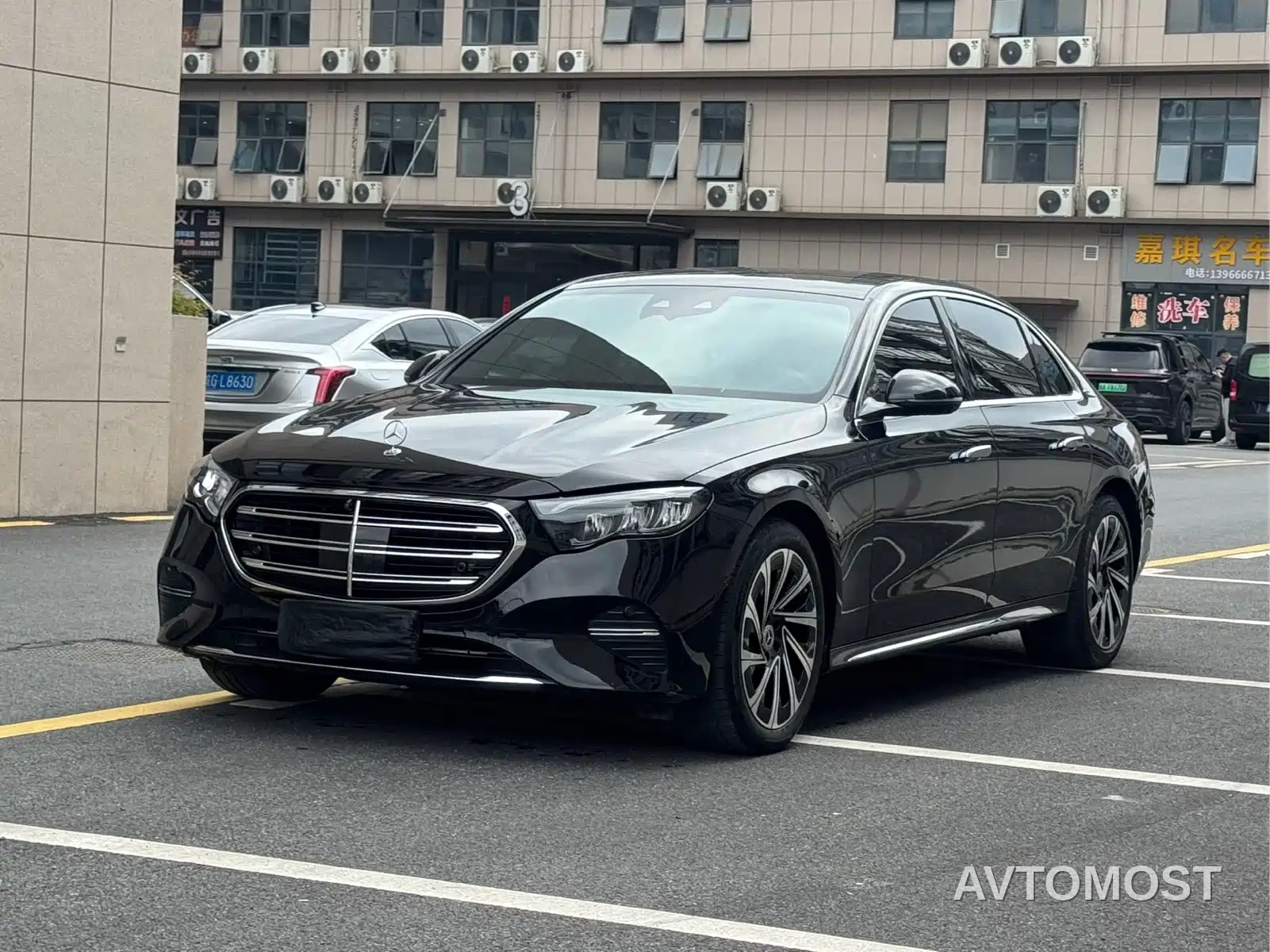 Mercedes-Benz E-Class 2024 Model E 300 L Luxury — фото 3