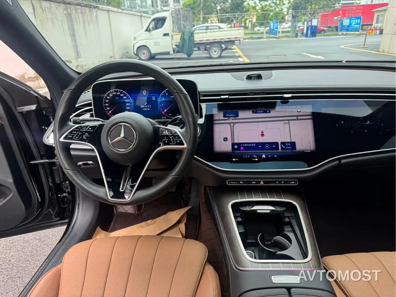 Mercedes-Benz E-Class 2024 Model E 300 L Luxury — фото 4