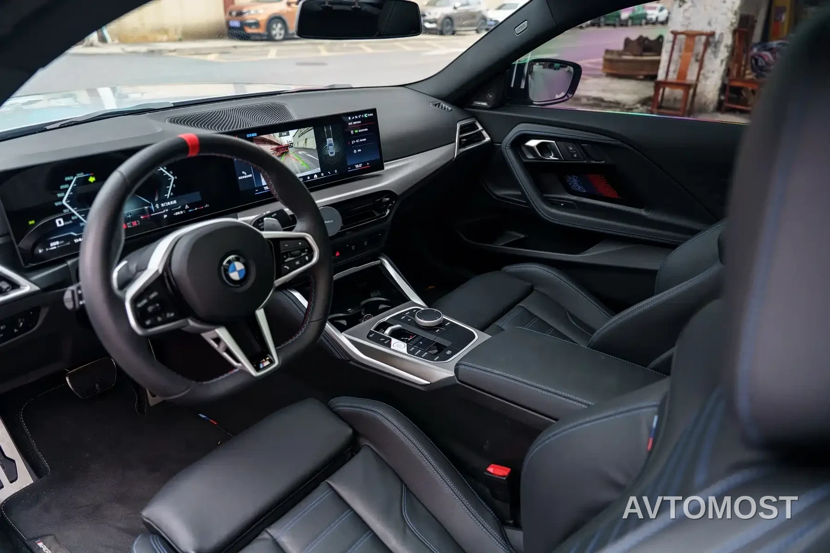 BMW M240i 2026 M240i xDrive — фото 9