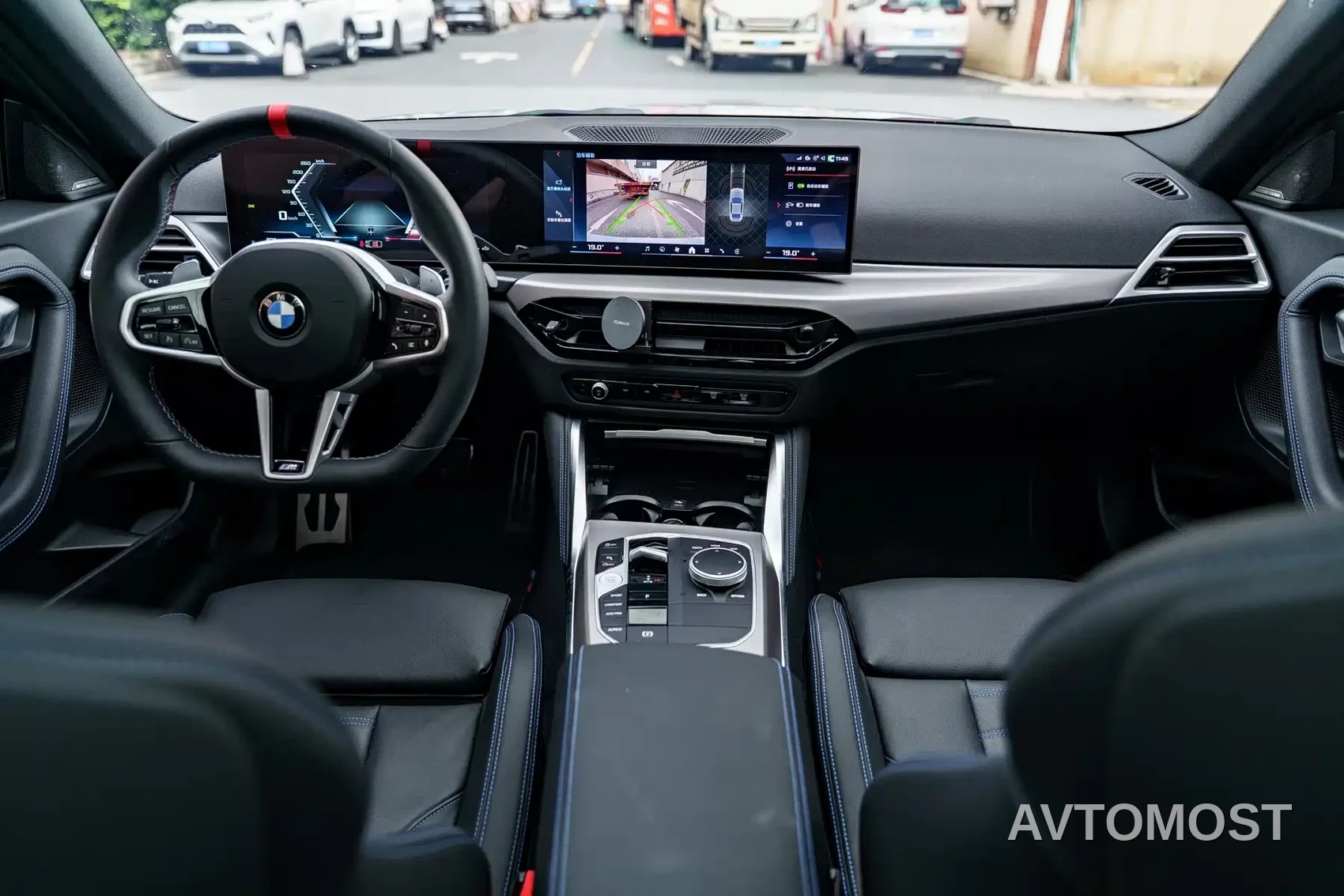 BMW M240i 2026 M240i xDrive — фото 15
