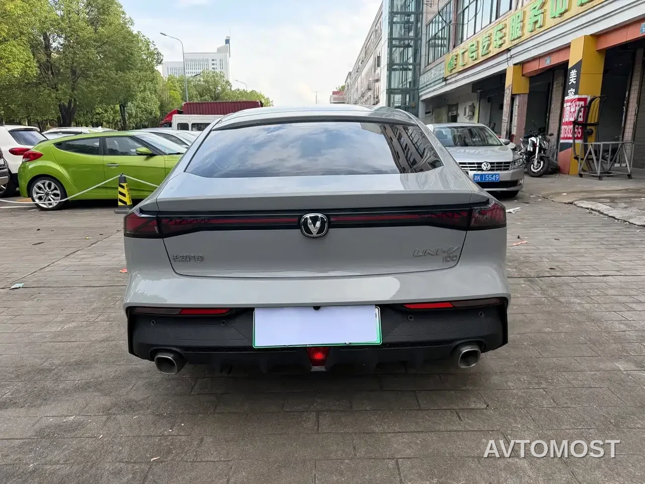 Changan UNI-V iDD 2023 ZhiDian iDD 1.5T 113km Smart Fun Edition — фото 9