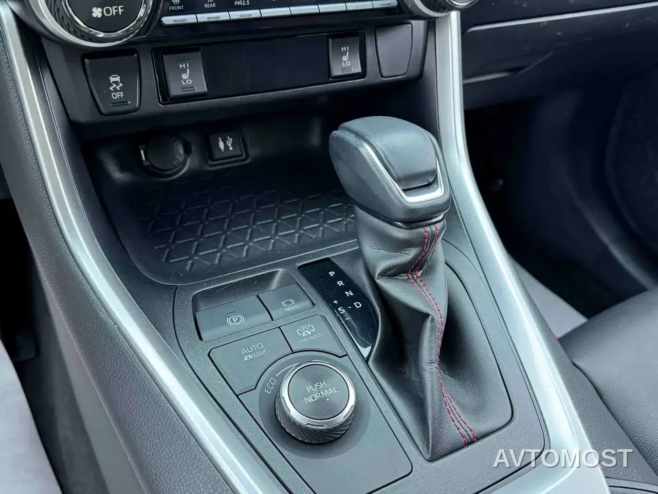 Toyota RAV4 Rongfang Dual Engine E+ 2021 2.5L 2WD Elite Pro — фото 10