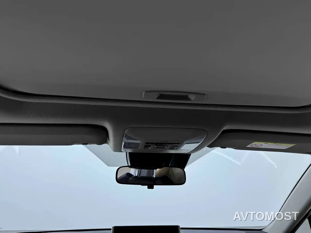 Toyota RAV4 Rongfang Dual Engine E+ 2021 2.5L 2WD Elite Pro — фото 15