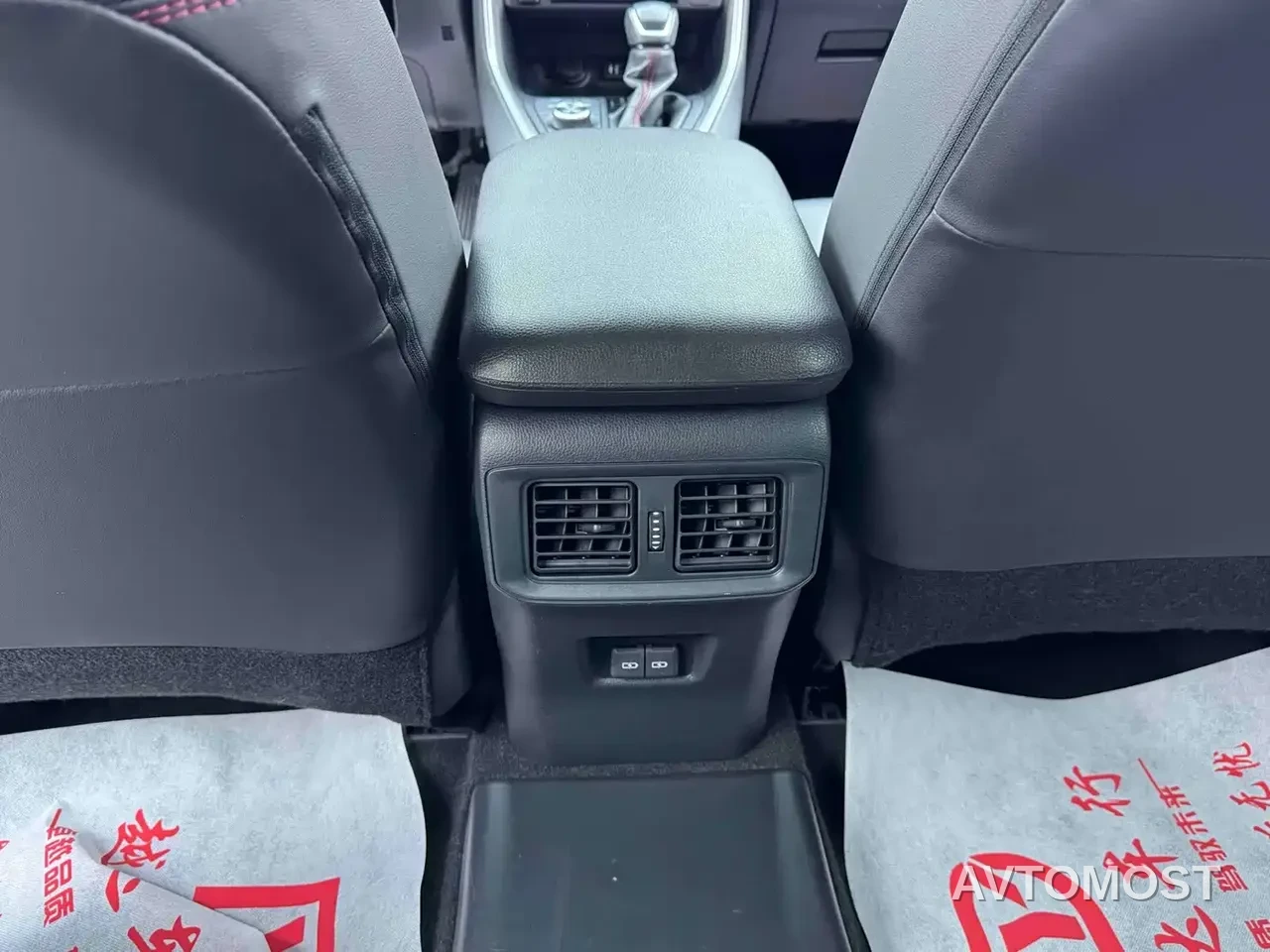 Toyota RAV4 Rongfang Dual Engine E+ 2021 2.5L 2WD Elite Pro — фото 16