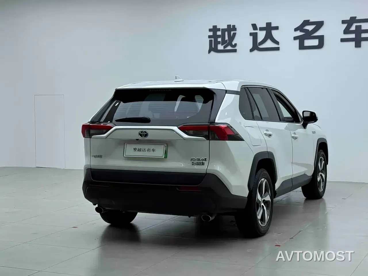 Toyota RAV4 Rongfang Dual Engine E+ 2021 2.5L 2WD Elite Pro — фото 21