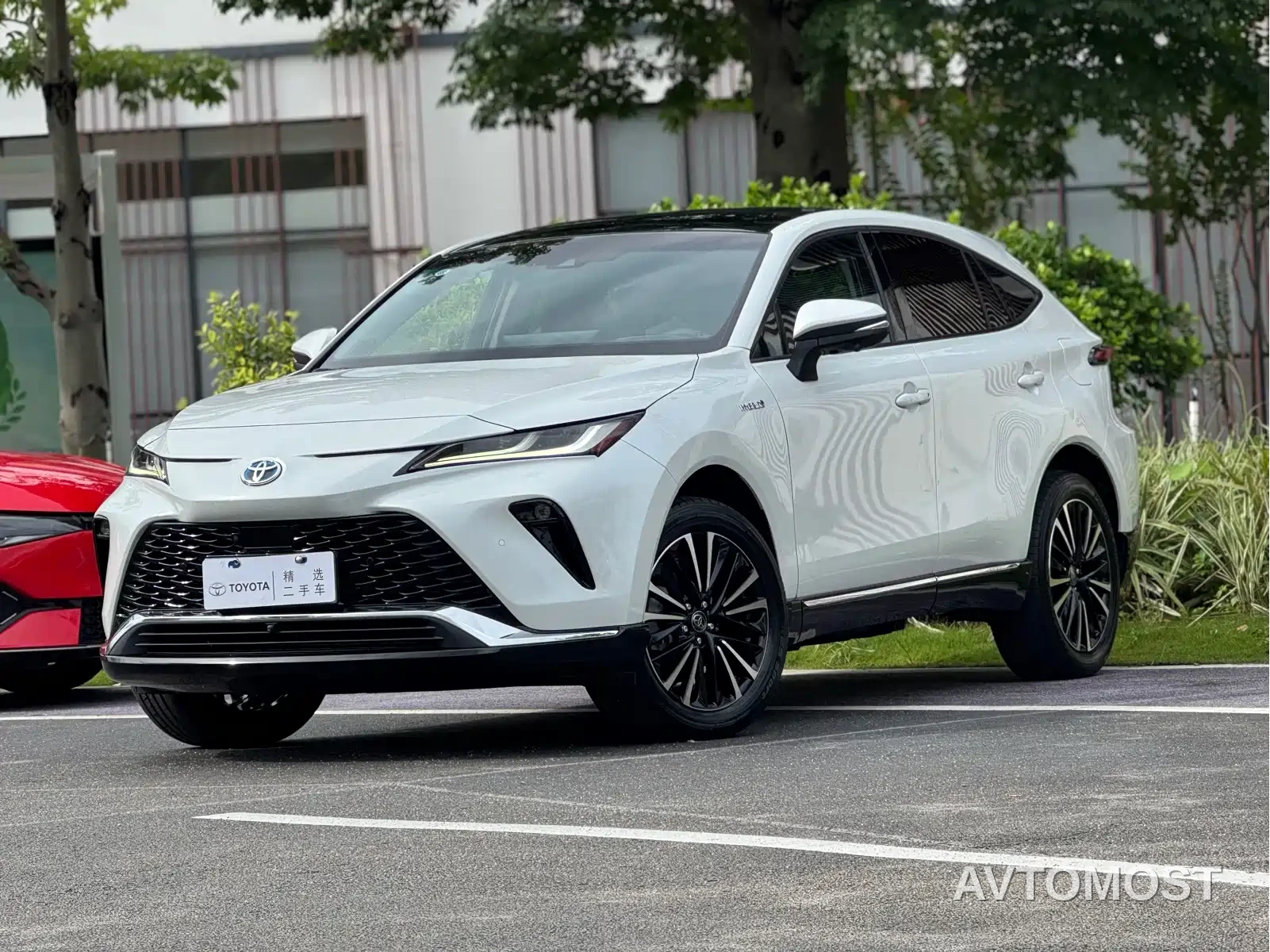 Toyota Venza 2022 Dual Engine 2.5L CVT 4WD Supreme — фото 1