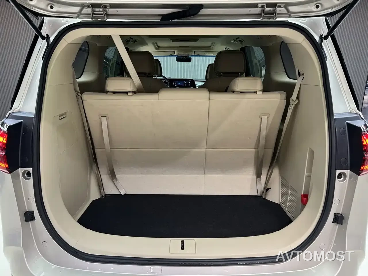 Buick GL8 2022 ES Landmark 653T Premium — фото 13