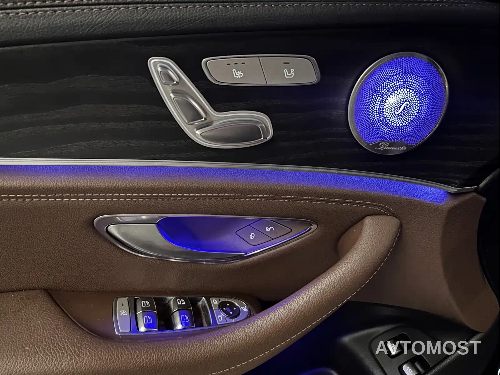 Mercedes-Benz E-Class New Energy 2022 Facelift E 350 e L Plug-in Hybrid Sport Sedan — фото 12