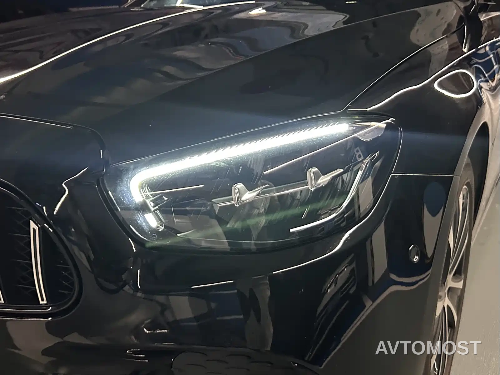 Mercedes-Benz E-Class New Energy 2022 Facelift E 350 e L Plug-in Hybrid Sport Sedan — фото 15
