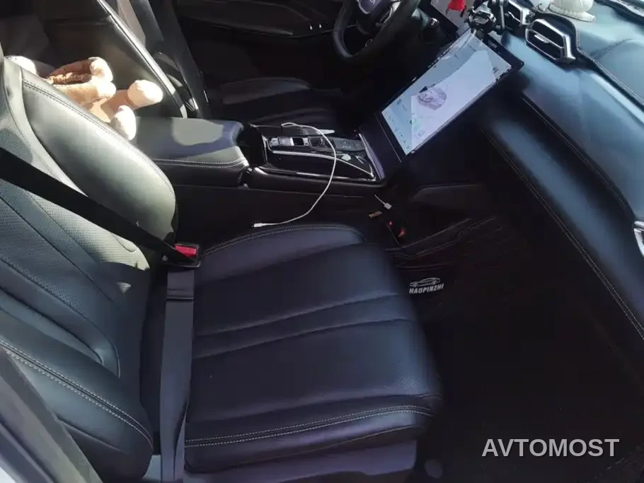 Dongfeng Aeolus Haohan 2023 DH-i 1.5T Premium Edition — фото 6