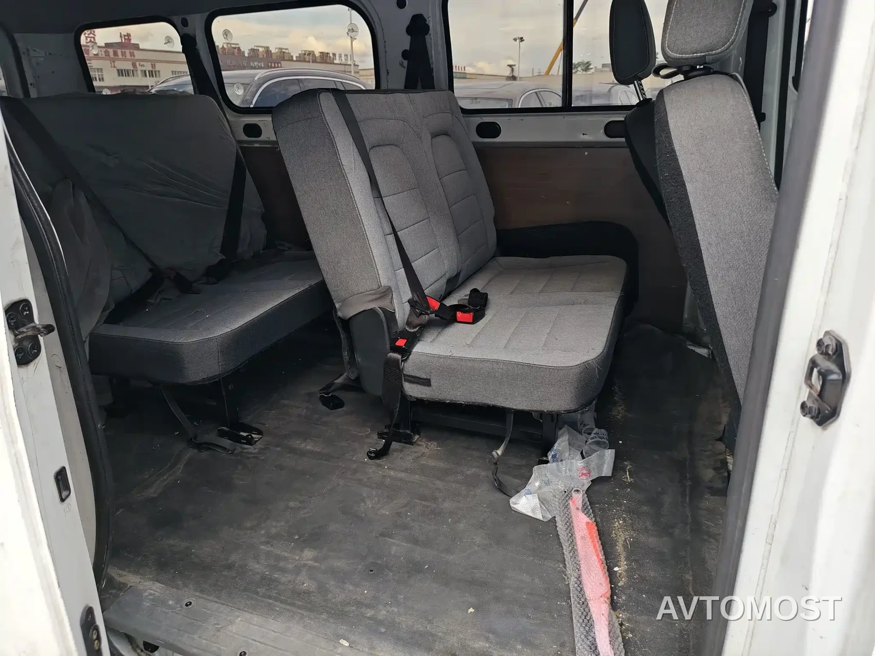 Wuling Yangguang 2024 230km Practical Passenger Version 60kW — фото 9