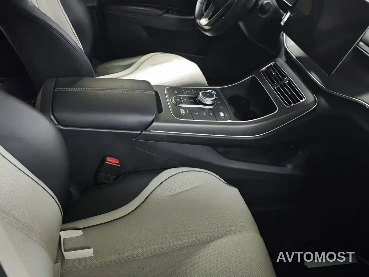 BYD Destroyer 05 2024 Glory Edition DM-i 55KM Luxury — фото 7