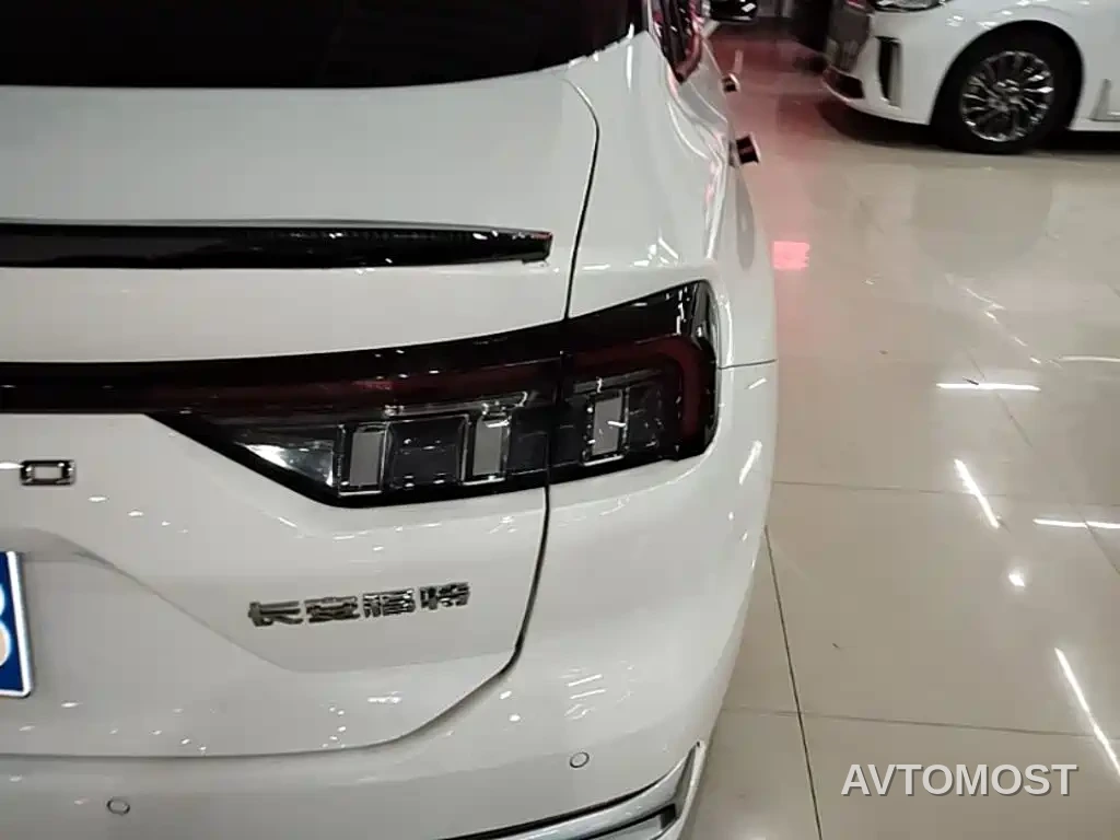 Ford Mondeo 2022 EcoBoost 245 Luxury Edition — фото 8