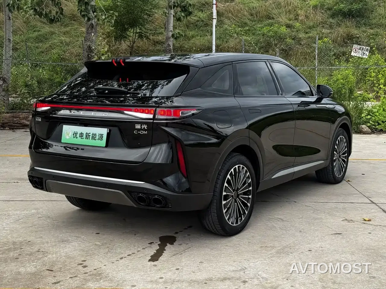 Exeed Yaoguang C-DM 2024 1.5T Extended Range Pro — фото 5