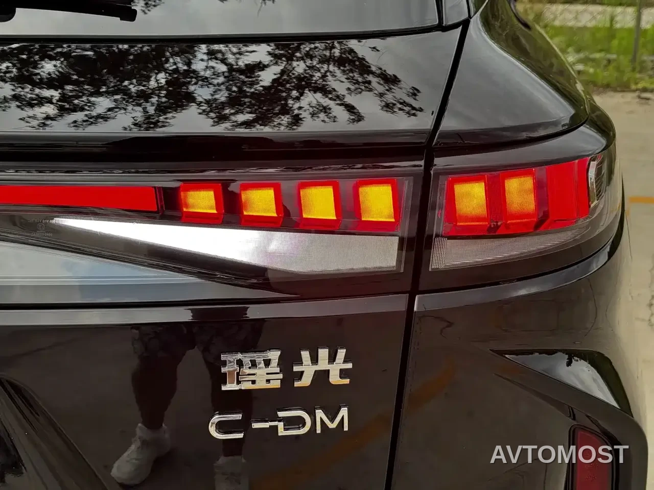 Exeed Yaoguang C-DM 2024 1.5T Extended Range Pro — фото 8