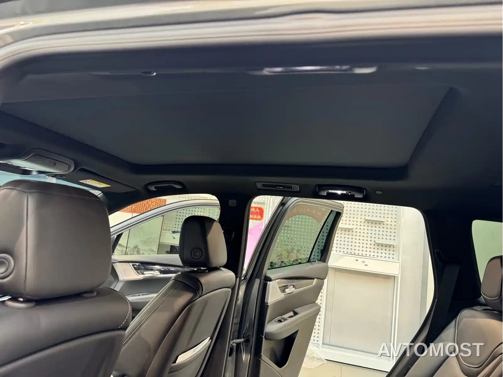 Cadillac XT6 2022 2.0T 6-Seater 4WD Luxury Edition — фото 10