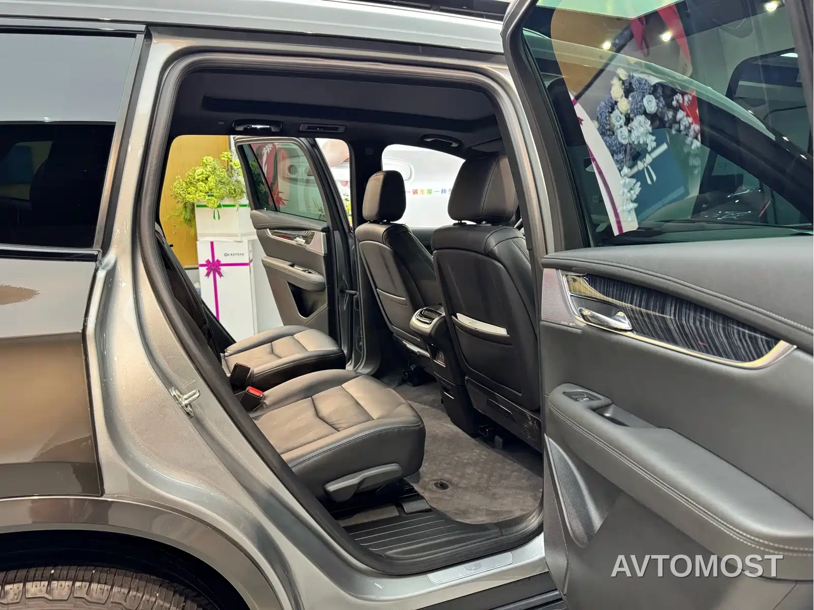 Cadillac XT6 2022 2.0T 6-Seater 4WD Luxury Edition — фото 11